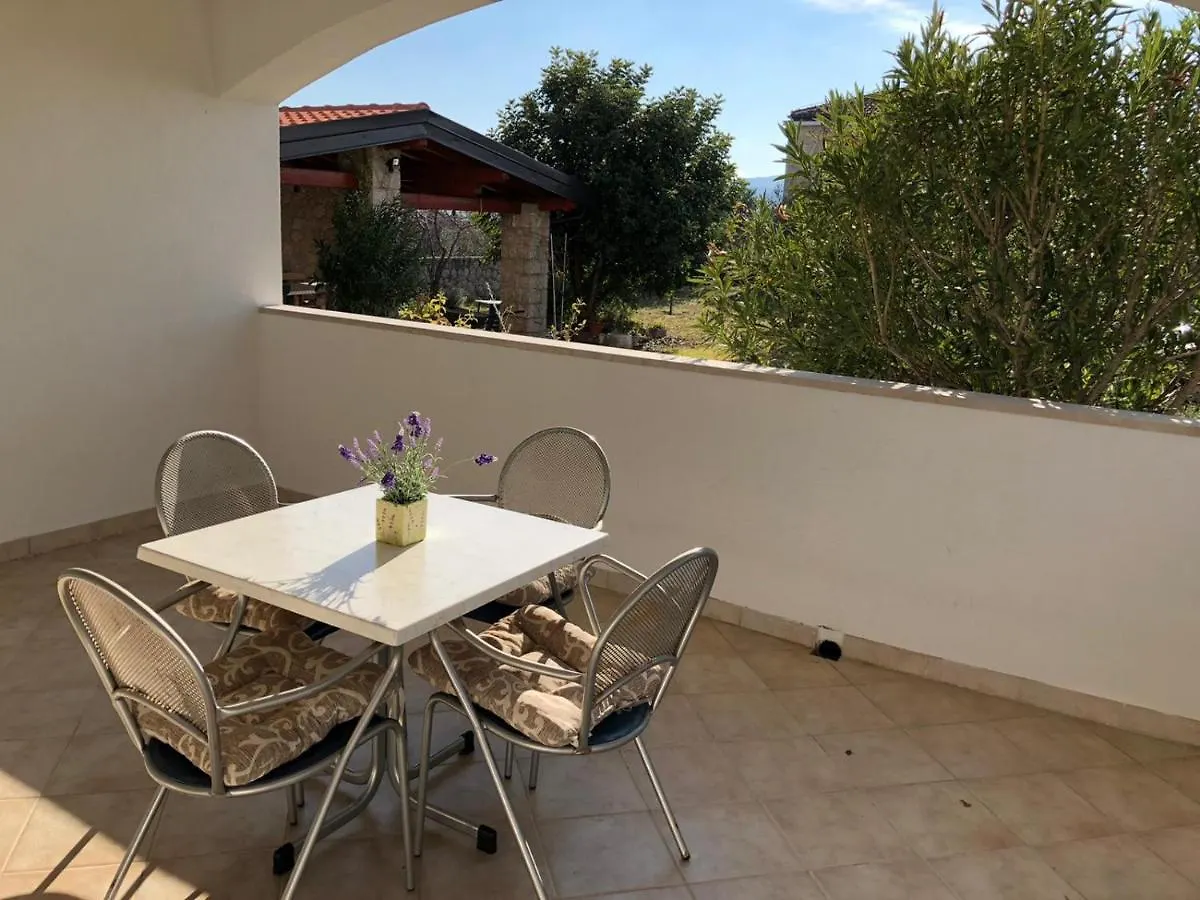 Apartments Punta Seline
